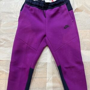 Nike Sportswear Tech Fleece Kids Joggers Size M $90